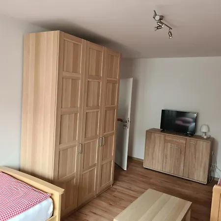 Monteurzimmer Jusy - Zum Jadebusen *