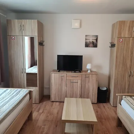 Monteurzimmer Jusy - Zum Jadebusen 아파트