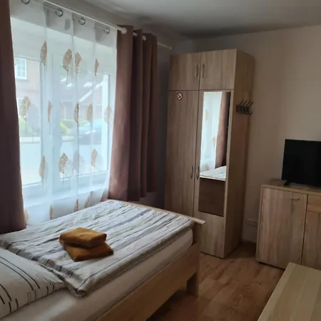 아파트 Monteurzimmer Jusy - Zum Jadebusen