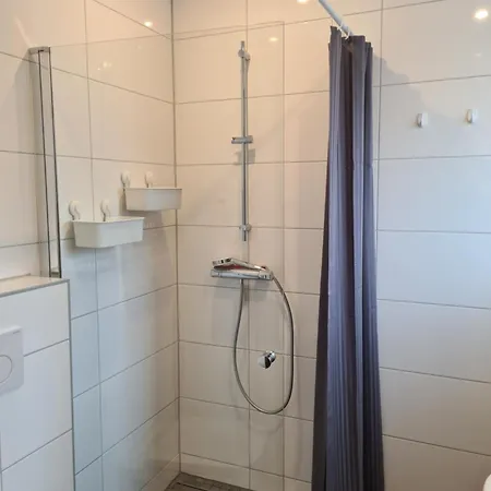아파트 Monteurzimmer Jusy - Zum Jadebusen