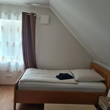 아파트 Monteurzimmer Jusy - Zum Jadebusen