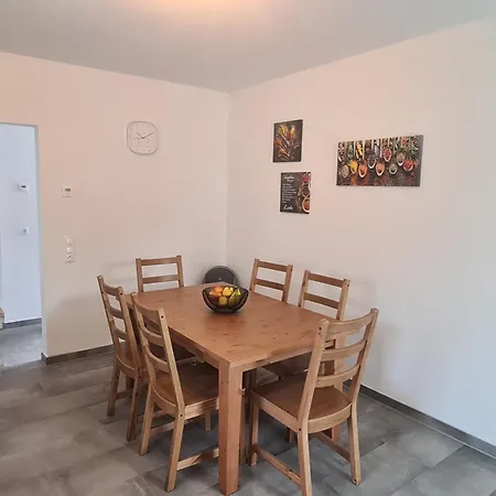 Monteurzimmer Jusy - Zum Jadebusen 아파트