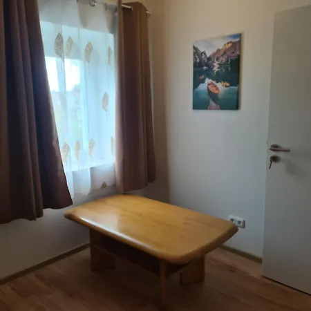 Monteurzimmer Jusy - Zum Jadebusen 아파트 *