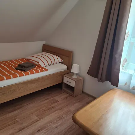 아파트 Monteurzimmer Jusy - Zum Jadebusen *