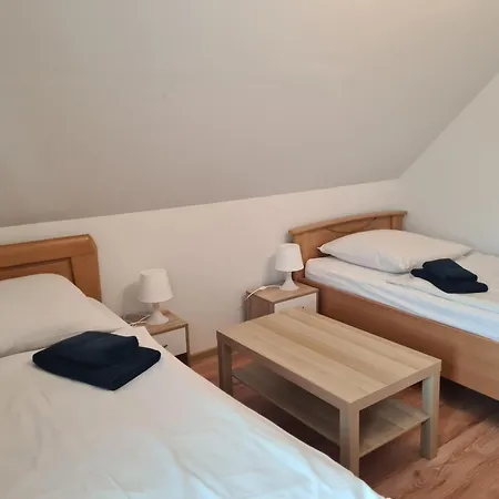 Monteurzimmer Jusy - Zum Jadebusen 아파트 *
